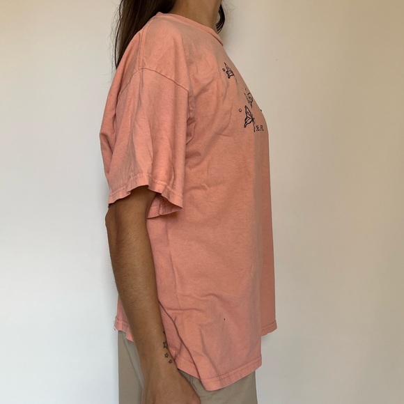 Vintage Peach Gainesville Florida Short Sleeve Butterfly Graphic Tee Studded - Picture 3 of 8